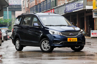 2015款开瑞K50 1.5L手动豪华型