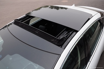 2015款捷豹XJL80周年版