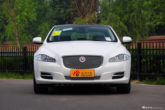 2015款捷豹XJL80周年版