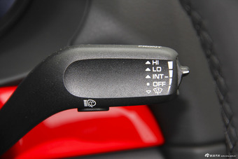 2015款保时捷Boxster Style Edition 2.7L自动