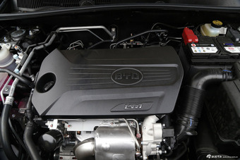 2016款比亚迪宋1.5TI手动豪华型