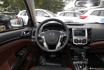 2015款速锐1.5L自动豪华型