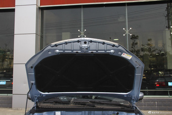 2016款吉利帝豪1.3T自动三厢向上版