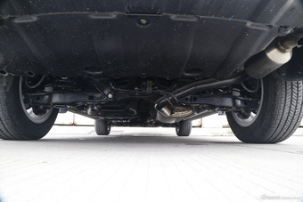 2015款长安CS75 1.8T自动四驱精英型