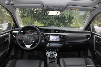 2016款雷凌双擎1.8L自动豪华版图片