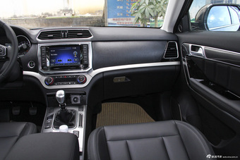 2015款哈弗H6 Coupe 2.0T手动四驱精英型