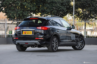 2015款英菲尼迪QX50L自动豪华版