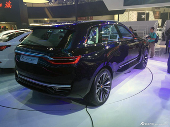 红旗全新HS7曝光 与奥迪Q7同级别