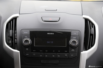 2015款五十铃mu-X 3.0T自动四驱探索型