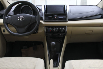 2014款威驰1.3L手动超值版