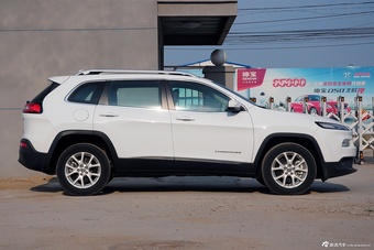 2014款自由光 2.4L自动都市版