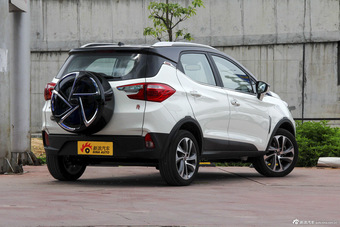 2016款比亚迪元1.5L手动尊荣型