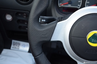 2015款Elise 1.8T手动S 幽灵黑