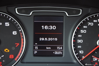 2015款奥迪Q3 40TFSI quattro豪华型