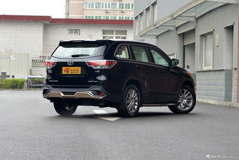 2015款汉兰达3.5L自动四驱豪华版7座