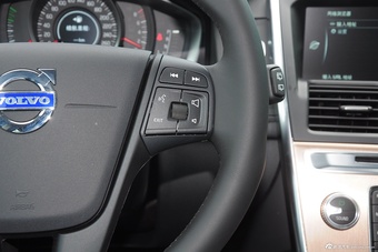 2016款沃尔沃XC60 2.0T T5智行版