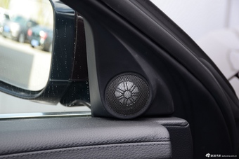 2016款捷豹XJL 2.0T自动两驱典雅商务版