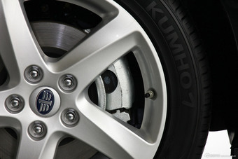 2014款奔腾B90 1.8T自动豪华型到店实拍