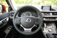 2014款雷克萨斯CT200h领先版单色