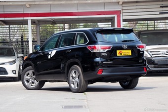 2015款汉兰达2.0T自动两驱豪华版