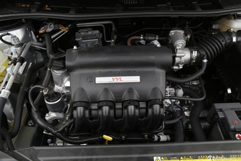 2015款速锐1.5L自动豪华型