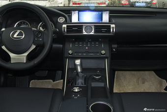 2015款雷克萨斯IS 2.0T自动200t锋尚版