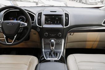 2015款锐界2.0T自动两驱豪锐型