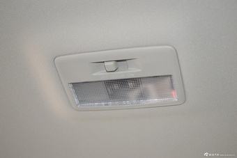 2016款奔腾B90 1.8T自动尊贵型十周年纪念版