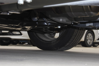 2015款起亚K2 1.4L自动Premium三厢