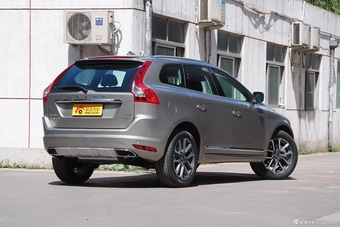 2016款沃尔沃XC60 2.0T T5 AWD智驭版