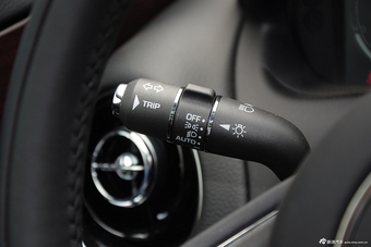 2015款捷豹XJL2.0T两驱典雅商务80周年典藏版