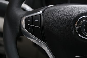 2015上海车展：风神L60