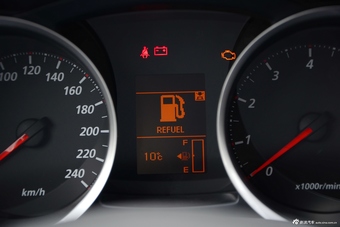 2016款翼神1.8L 手动黑白复刻版