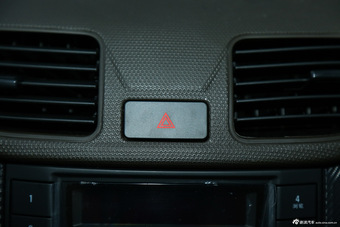 2015款五菱宏光S 1.5L手动超值版