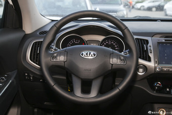 2015款智跑 2.0L自动两驱GLS