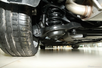 2015款沃尔沃V40 1.6T智逸版