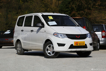 2015款五菱宏光S 1.2L手动基本型 国IV