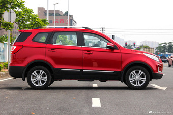 2016款北汽幻速S3 1.5L手动舒适型国V