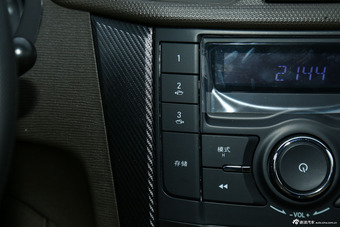 2014款五菱宏光S 1.5L 手动标准型