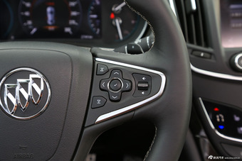 2014款君威2.0L自动精英时尚型