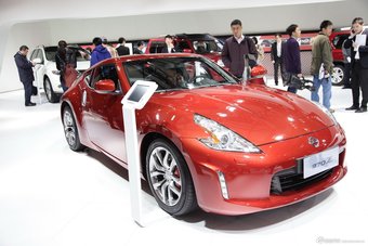 2013款日产370Z
