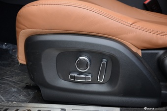 2016款捷豹XJL 3.0L自动SC四驱全景商务版