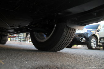 2016款傲虎 2.5L自动运动导航版