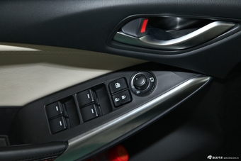 2014款马自达6阿特兹 2.0L蓝天豪华版