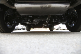 2015款智跑 2.0L自动两驱GLS