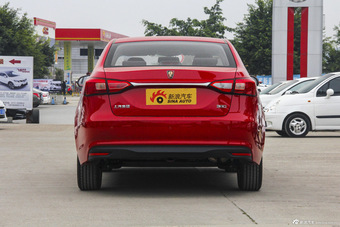 2015款荣威360 1.5L手动精英版