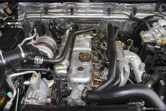 2015款骐铃T7 2.8T手动两驱尊贵版加长轴距JE493ZKQ4CB