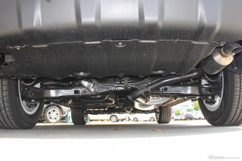 2016款长安CS75 2.0L手动豪华型国5