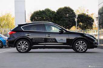 2015款英菲尼迪QX50L自动豪华版