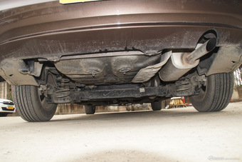 2015款爱丽舍智尚版1.6L手动舒适型